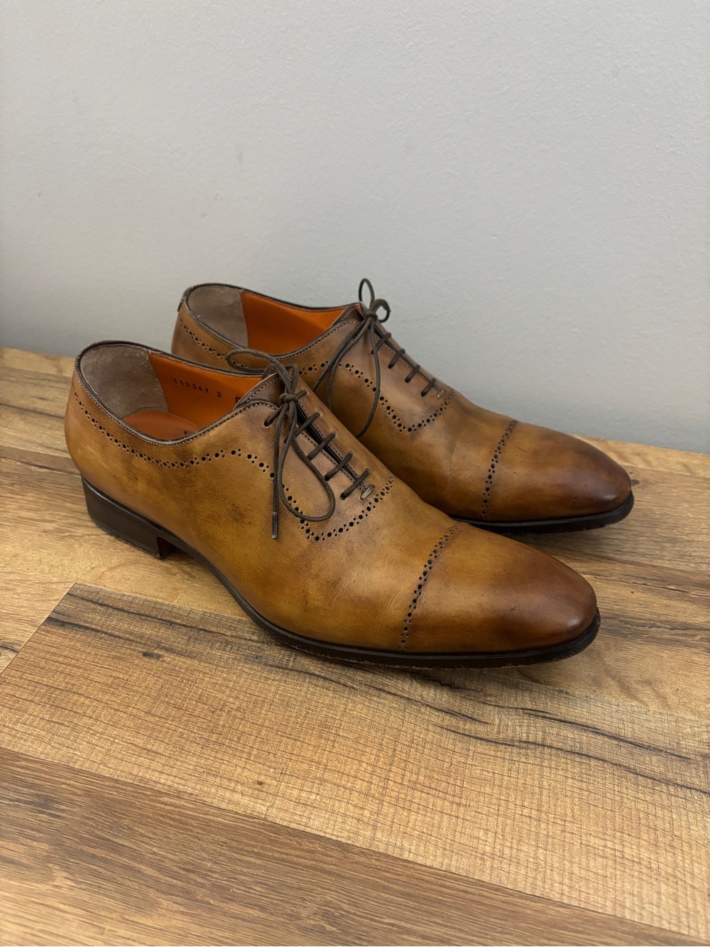 Santoni Wholecut Fatte Mano Cap Toe Leather Lace Up Shoes Brown